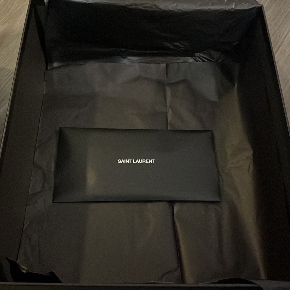 Saint Laurent (YSL) Chelsea Boots (Black) - Picture 8 of 9